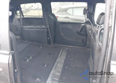 2017 Dodge Grand Caravan Gt from USA, damaged, VIN 2C4RDGEG9HR798882